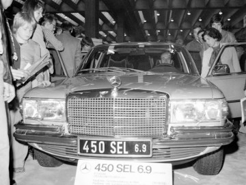  Mercedes 450 SEL 6.9 zadebiutował 45 lat temu